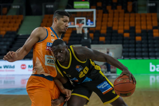 佩里西奇的 佩里西奇的