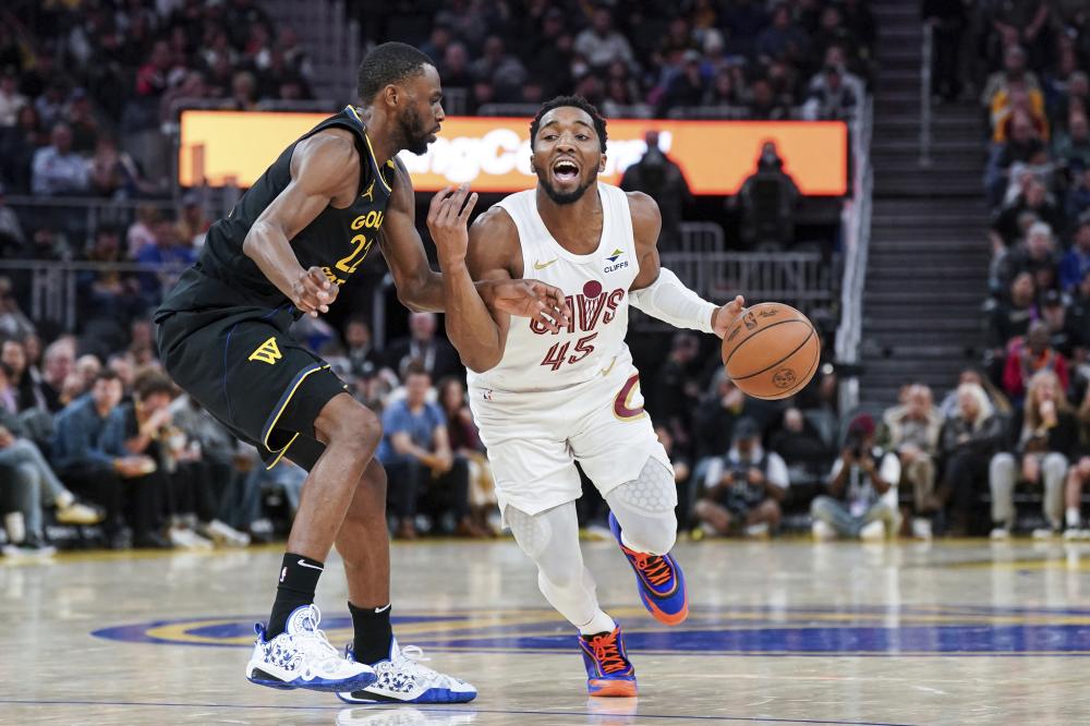 马丁内斯作 马丁内斯作